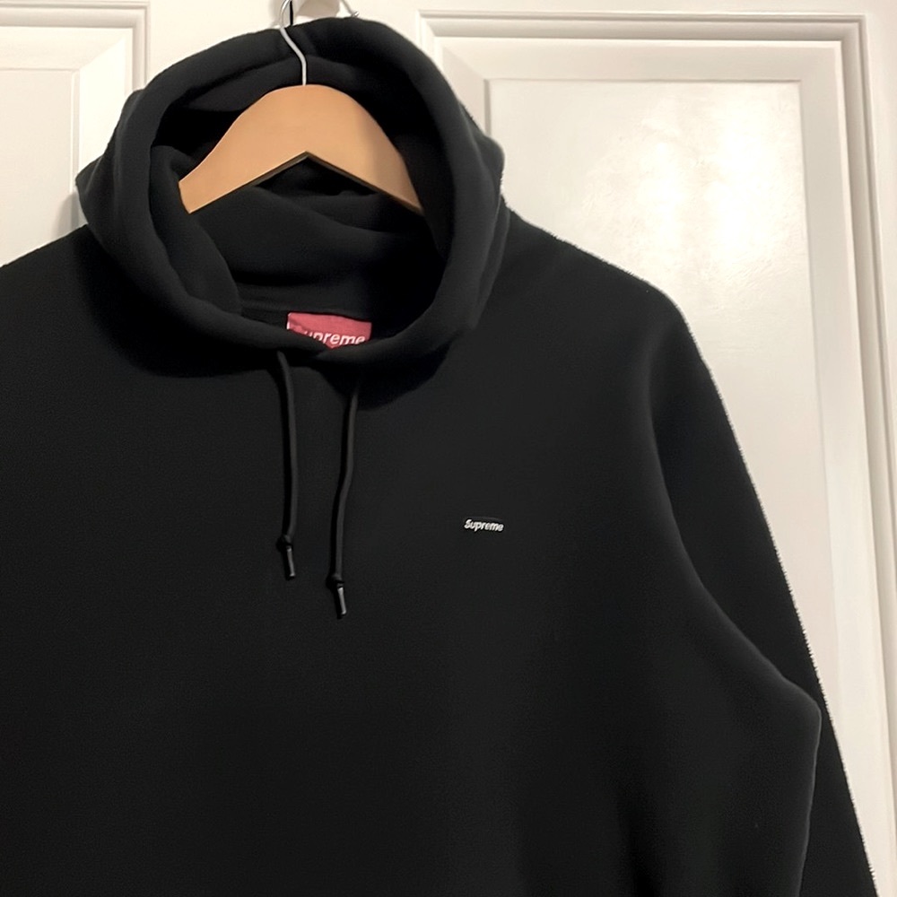 Supreme Black Minimal Logo Hoodie